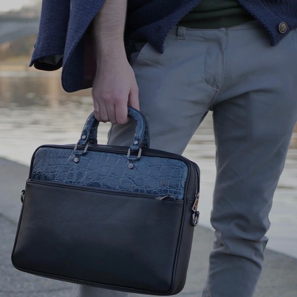 Exotic Crocodile Skinned Bag Dyed Blue Used - Picture 7 of 8